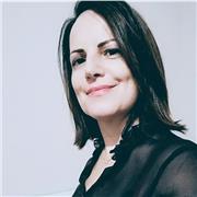 Professionista del settore legale, disponibile a mettere a disposizione la propria esperienza per un approccio pratico al diritto